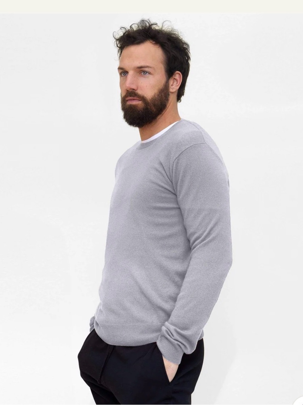 NEW 100% Cashmere ‘The Men’s Basic Crewneck Cashmere Sweater’, size M